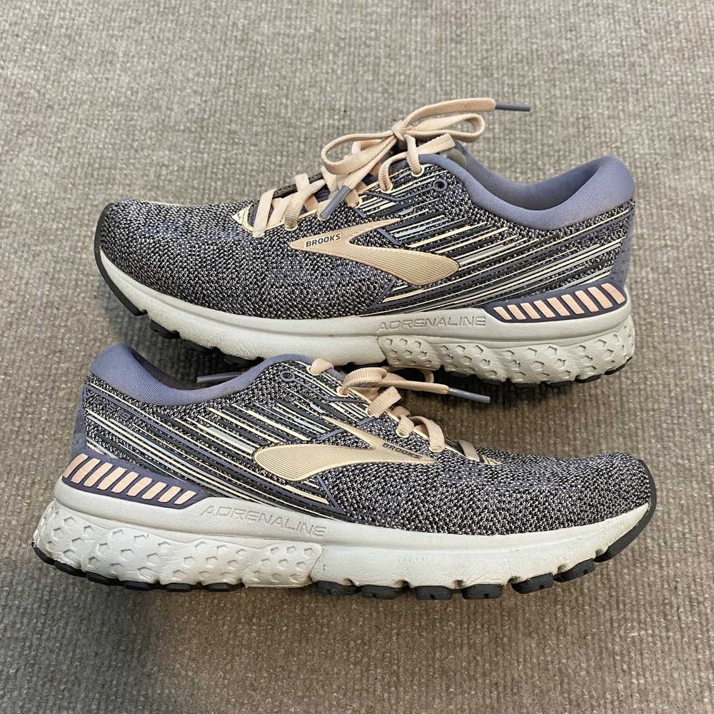Brooks Adrenaline‎ GTS 19 Running Shoes Womens Size 7.5 Gray 1202841B034